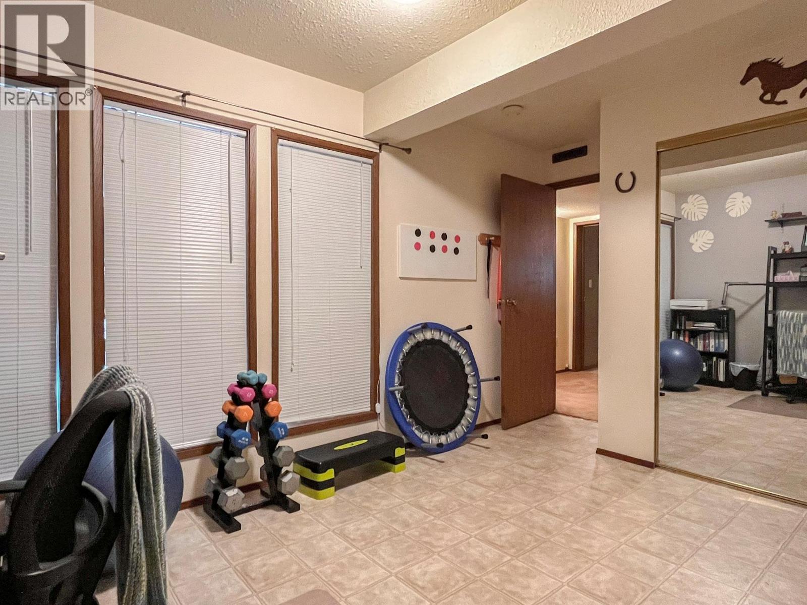 4610 37th Street - 44
