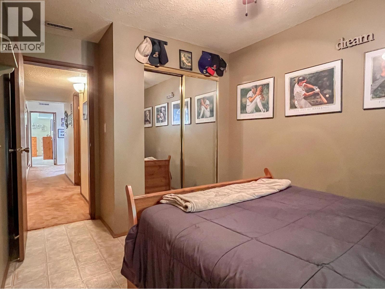 4610 37th Street - 37
