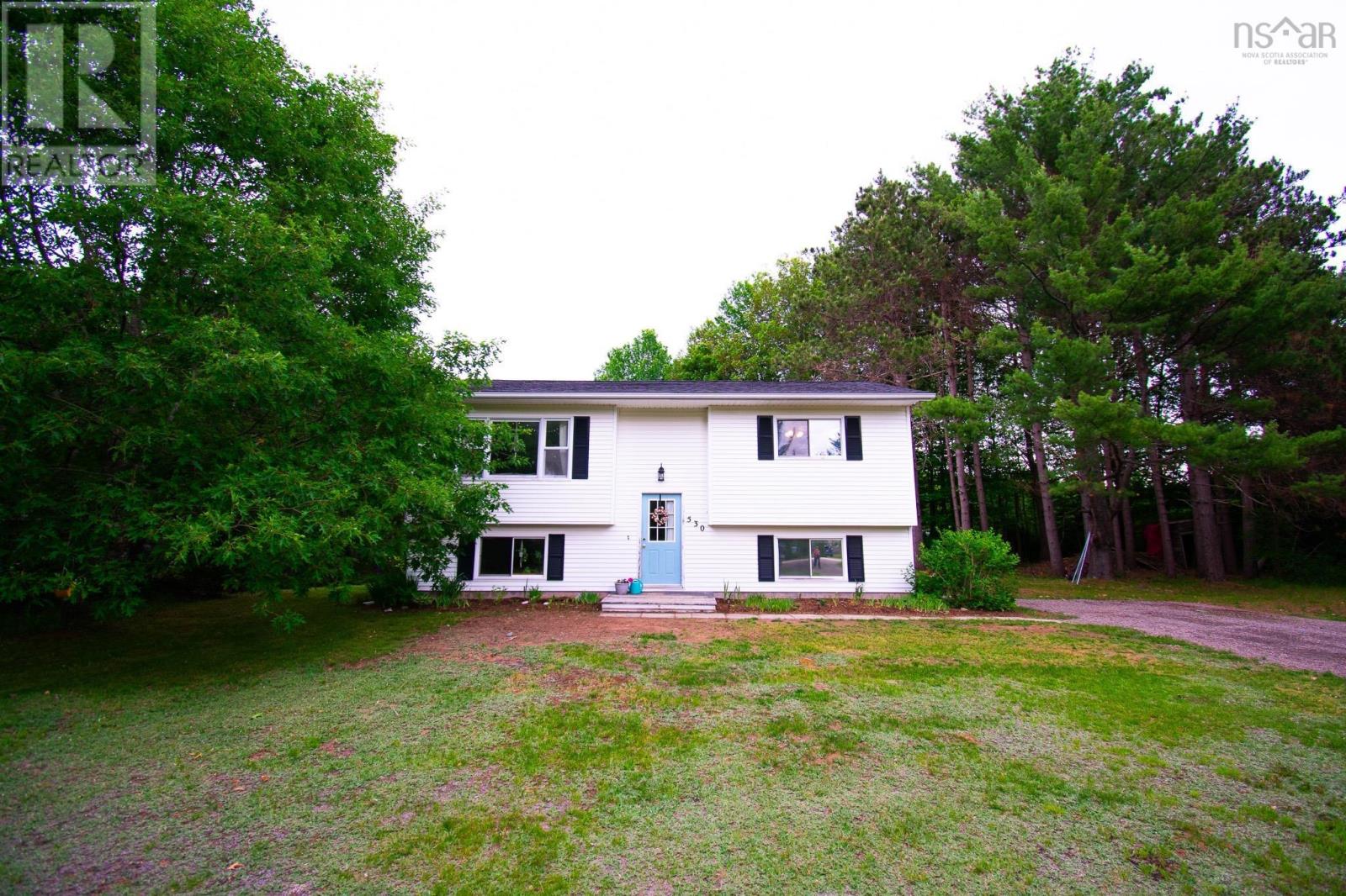 530 Bluenose Avenue - 4