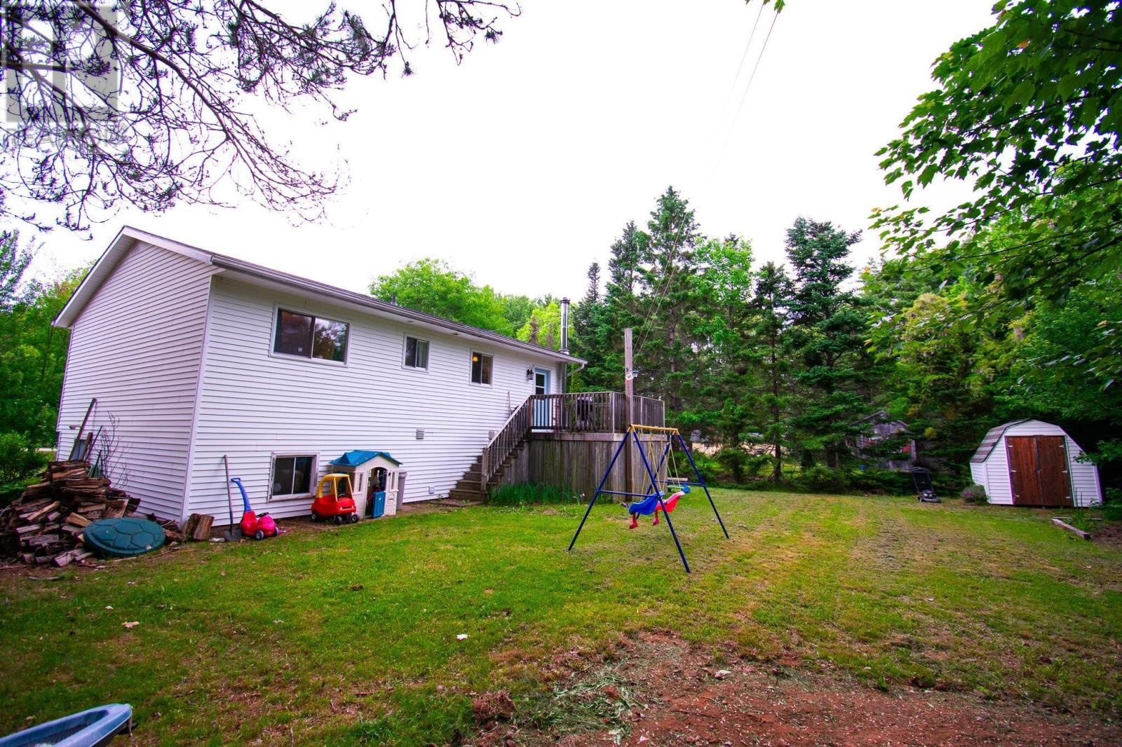 530 Bluenose Avenue - 7