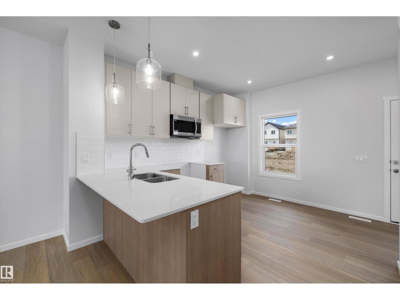 15656 3 ST NE - 14
