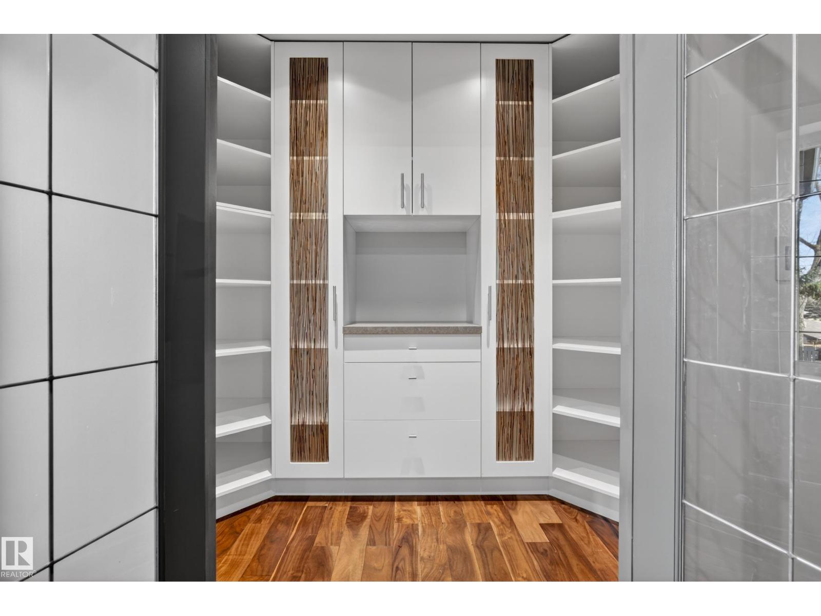 11908 41A AV NW - 44