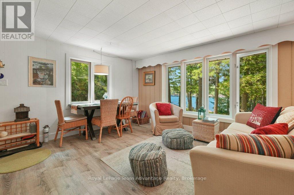 46 HUCKLEBERRY ISLAND - 14