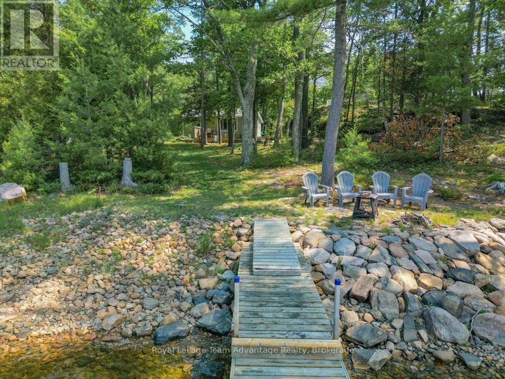 46 HUCKLEBERRY ISLAND - 7