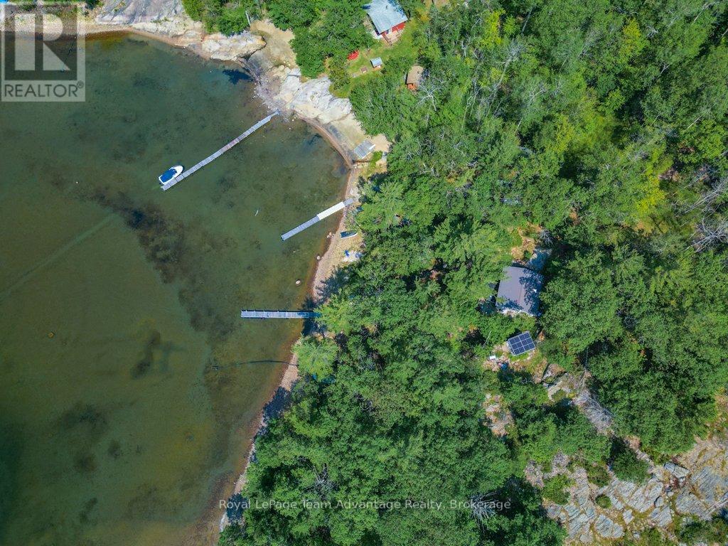 46 HUCKLEBERRY ISLAND - 29