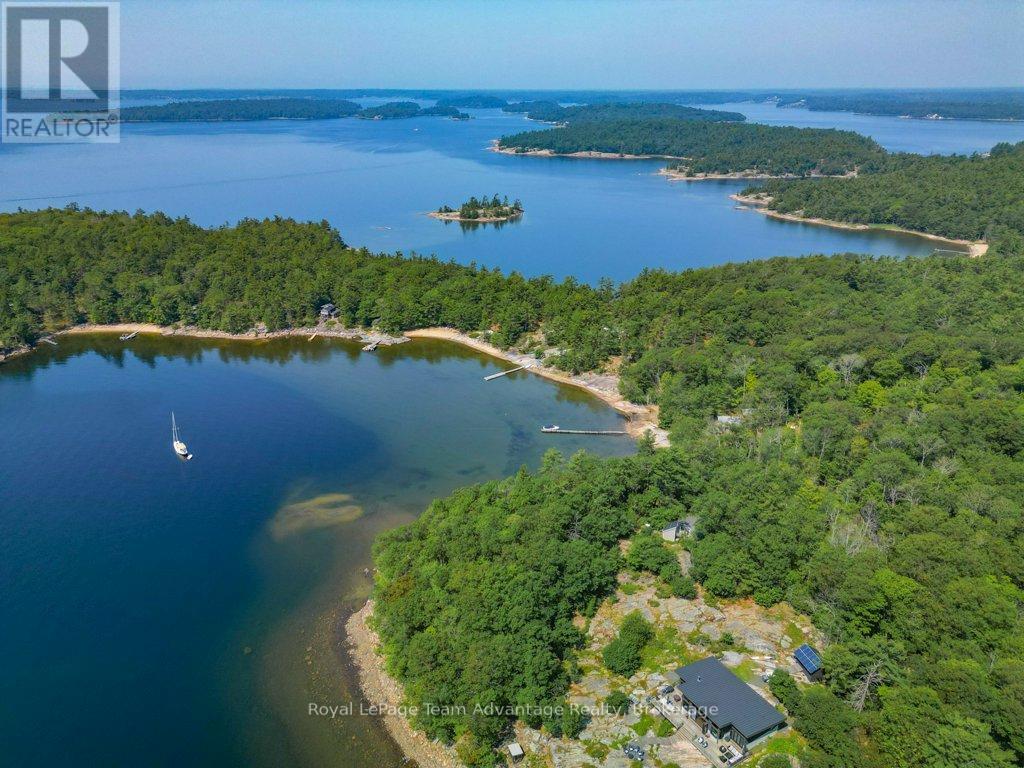 46 HUCKLEBERRY ISLAND - 33