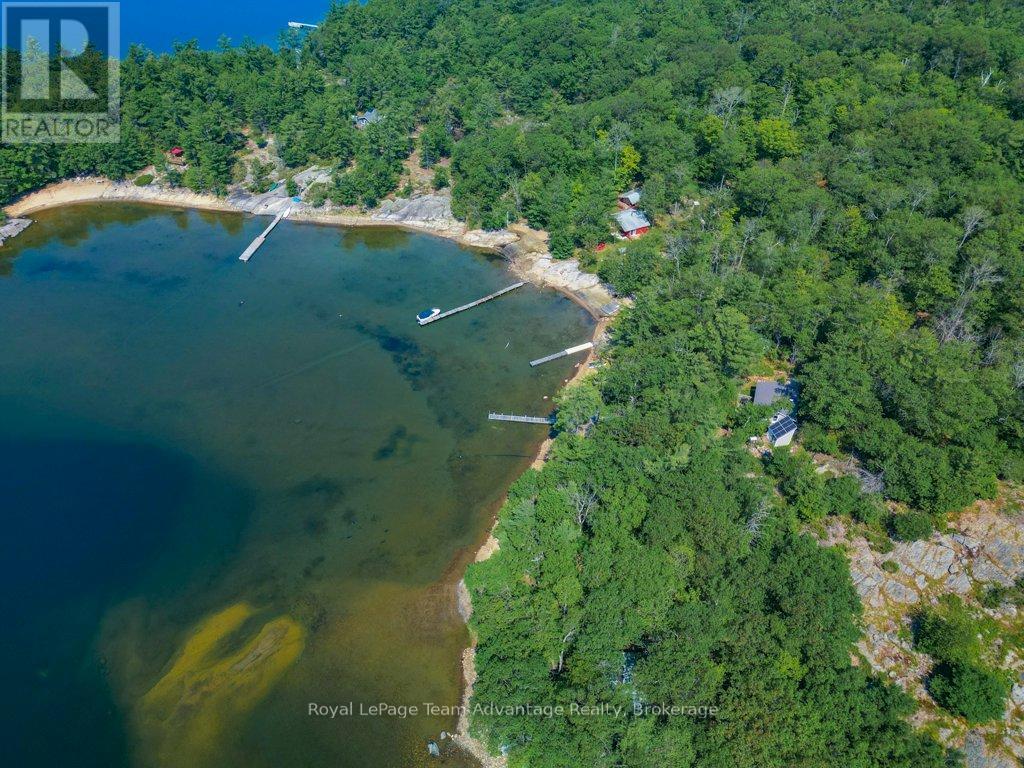 46 HUCKLEBERRY ISLAND - 5