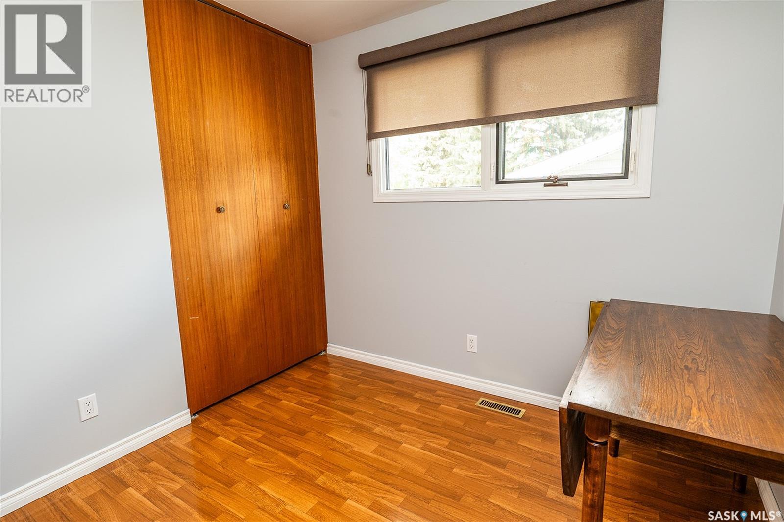217 8th STREET E - 16