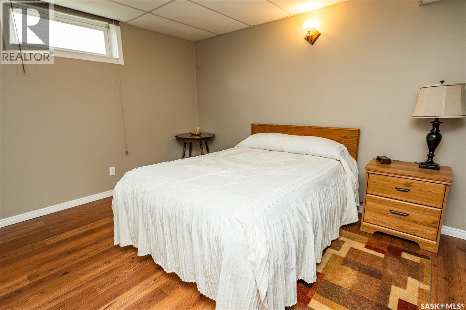 217 8th STREET E - 26