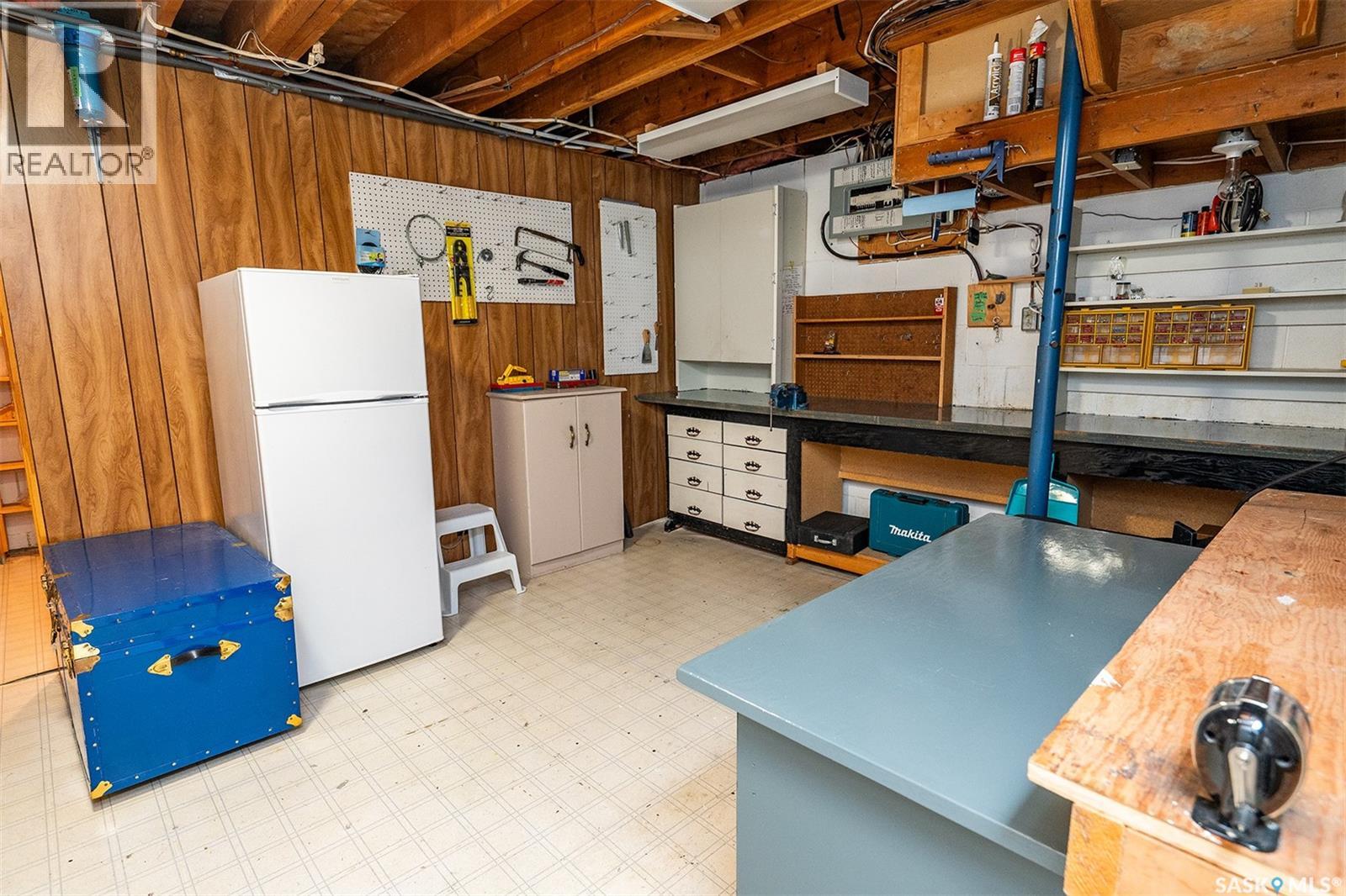217 8th STREET E - 31