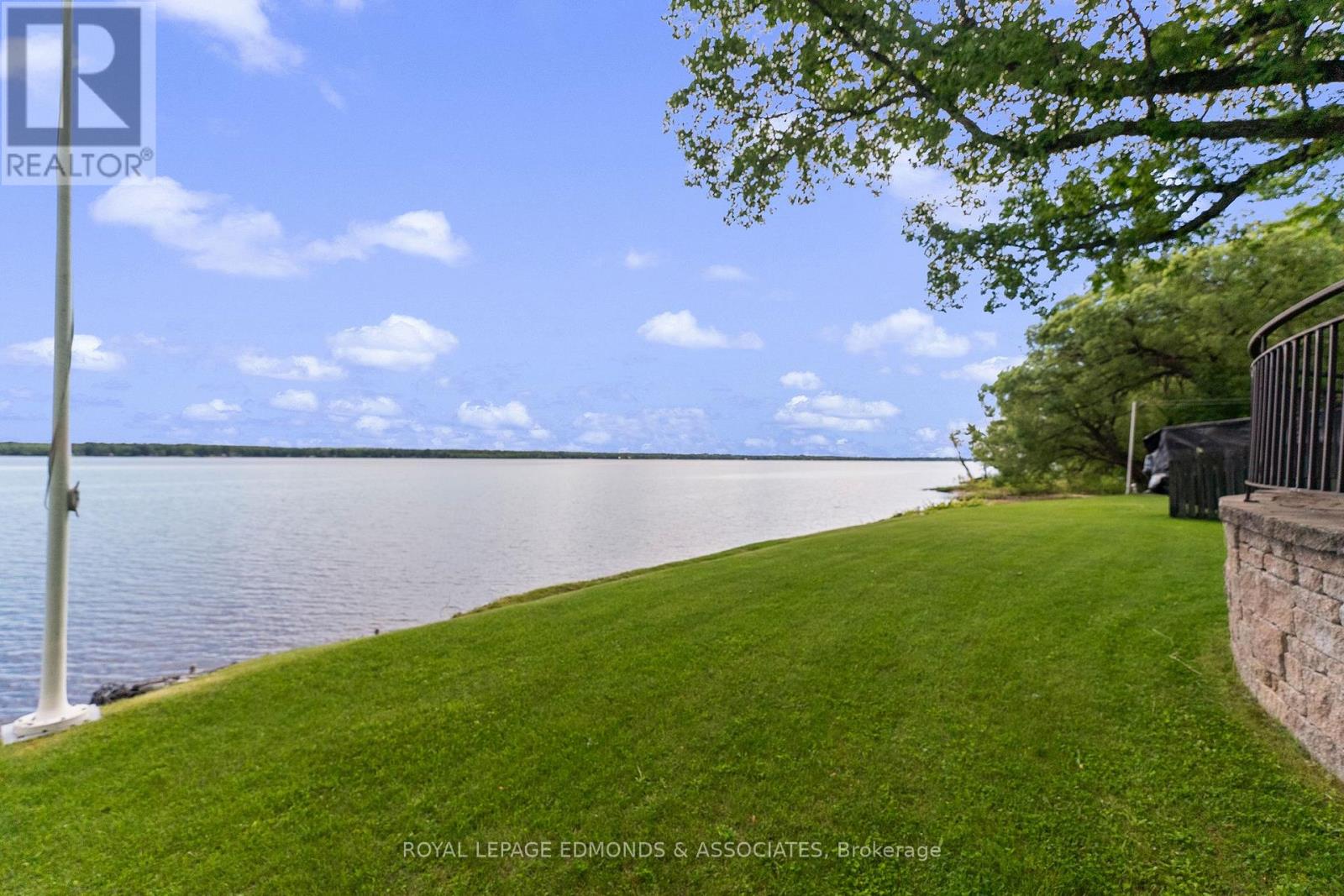 907 CEDAR LANE - 39
