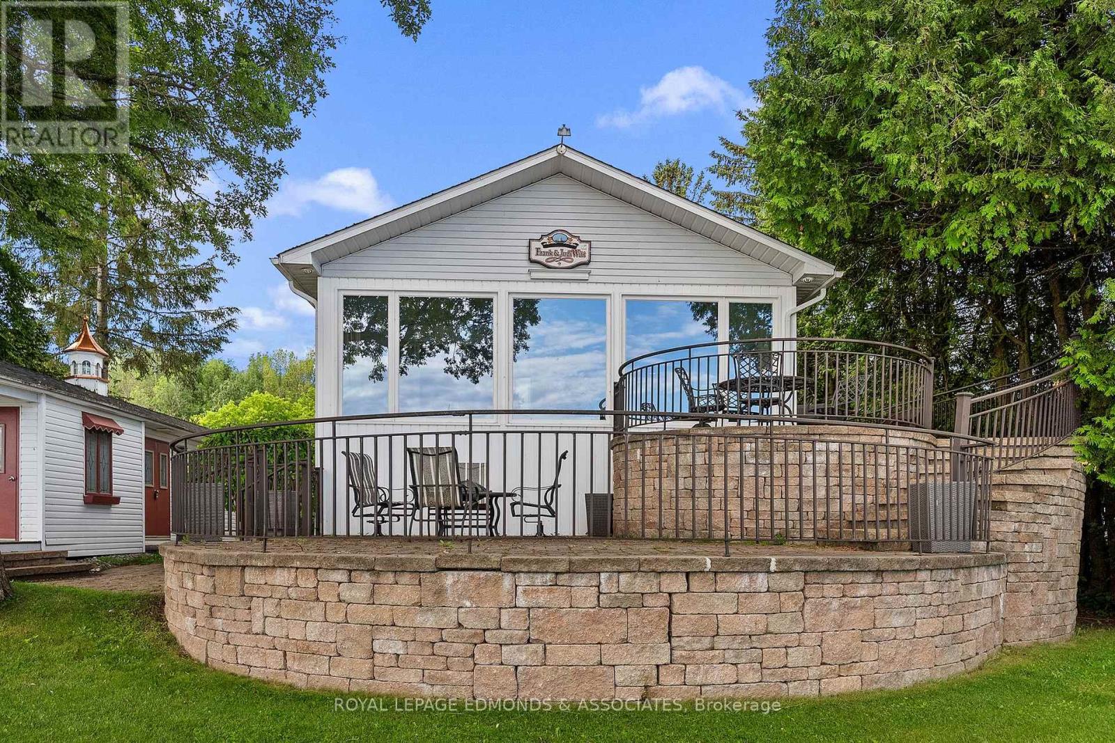 907 CEDAR LANE - 37