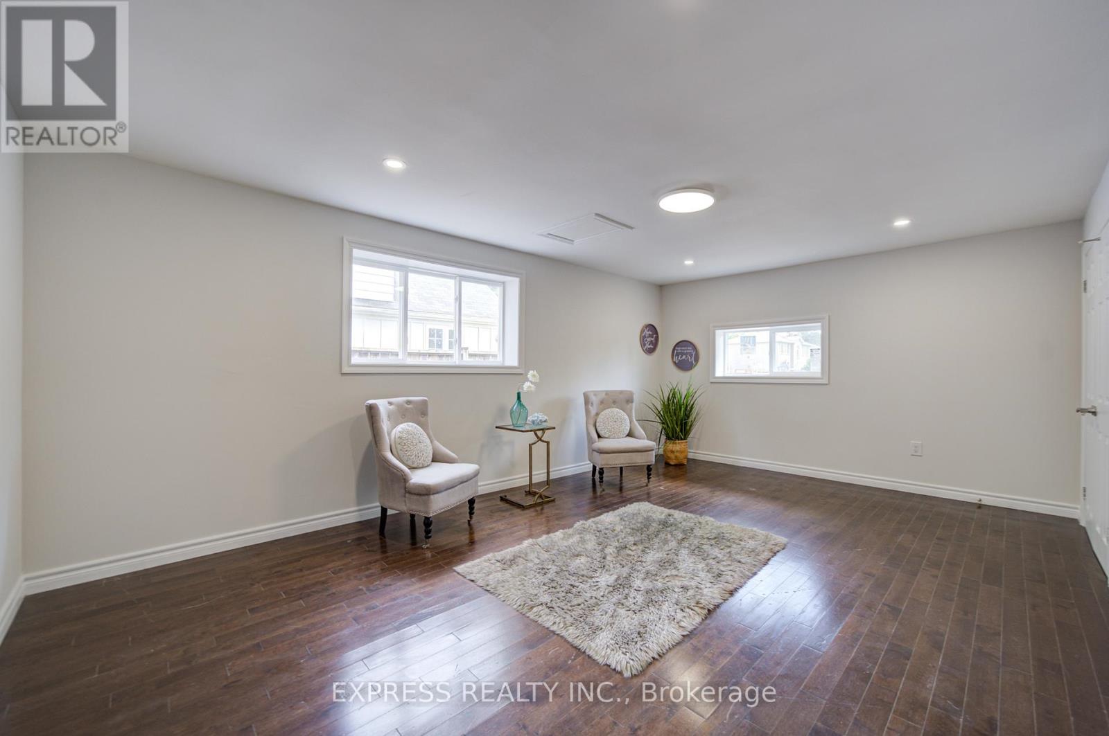 1162 SOMERVILLE STREET N - 13