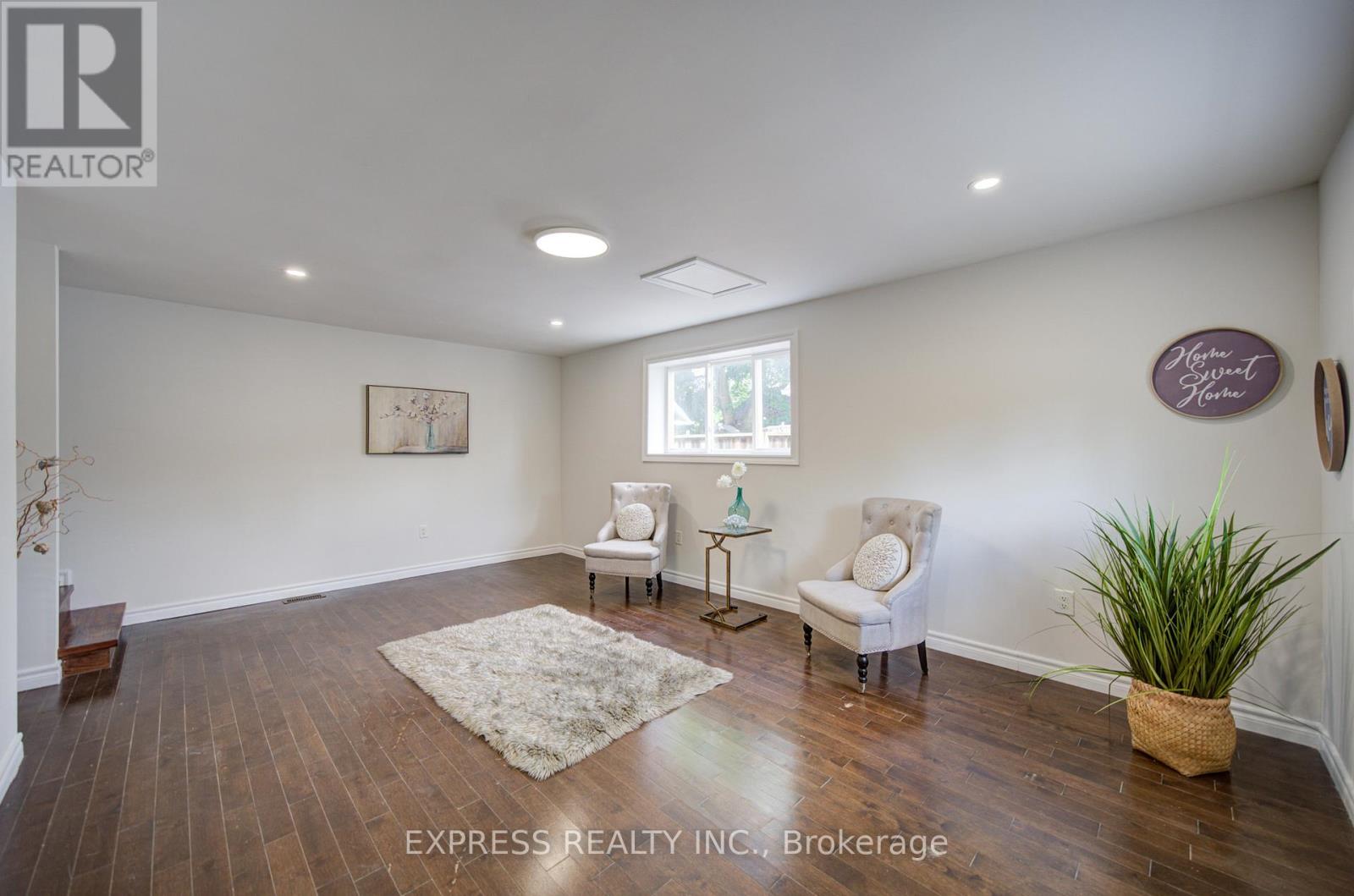 1162 SOMERVILLE STREET N - 14