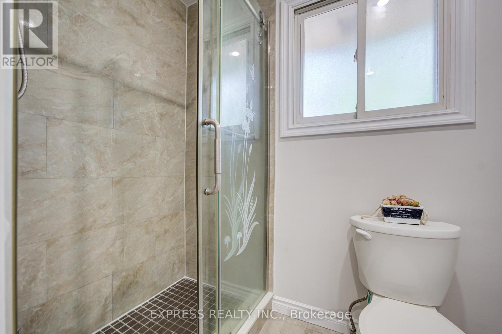 1162 SOMERVILLE STREET N - 21