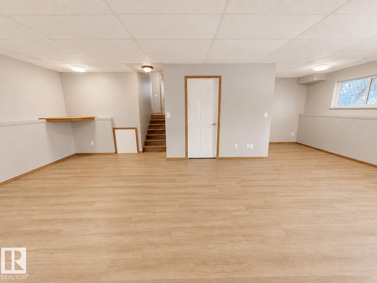 3803 40 AV — photo 23