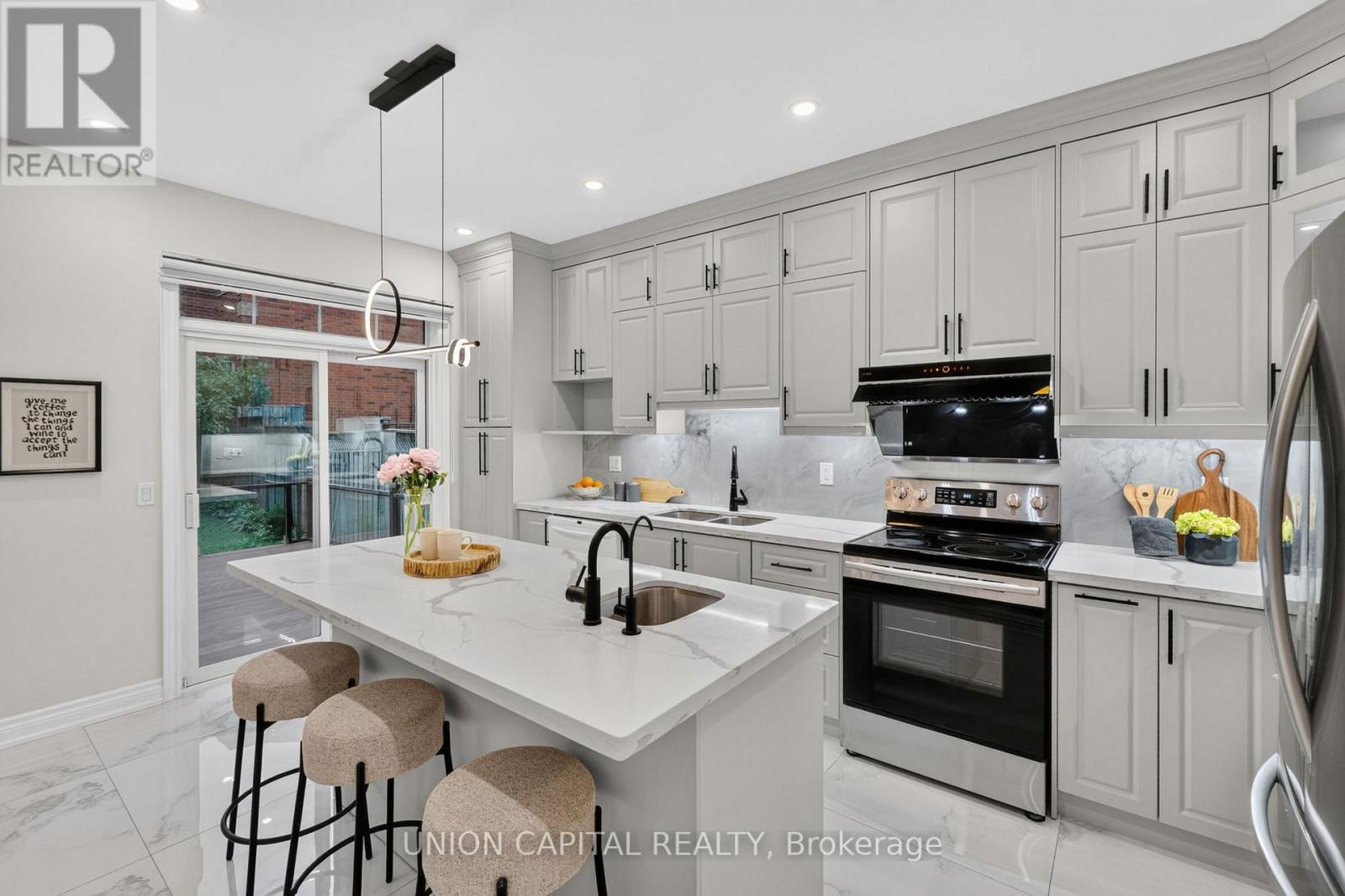 9 BALLYMORE DRIVE - 13