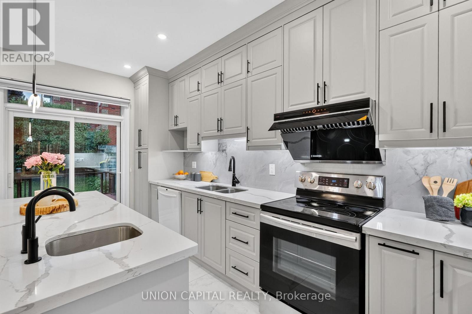 9 BALLYMORE DRIVE - 17