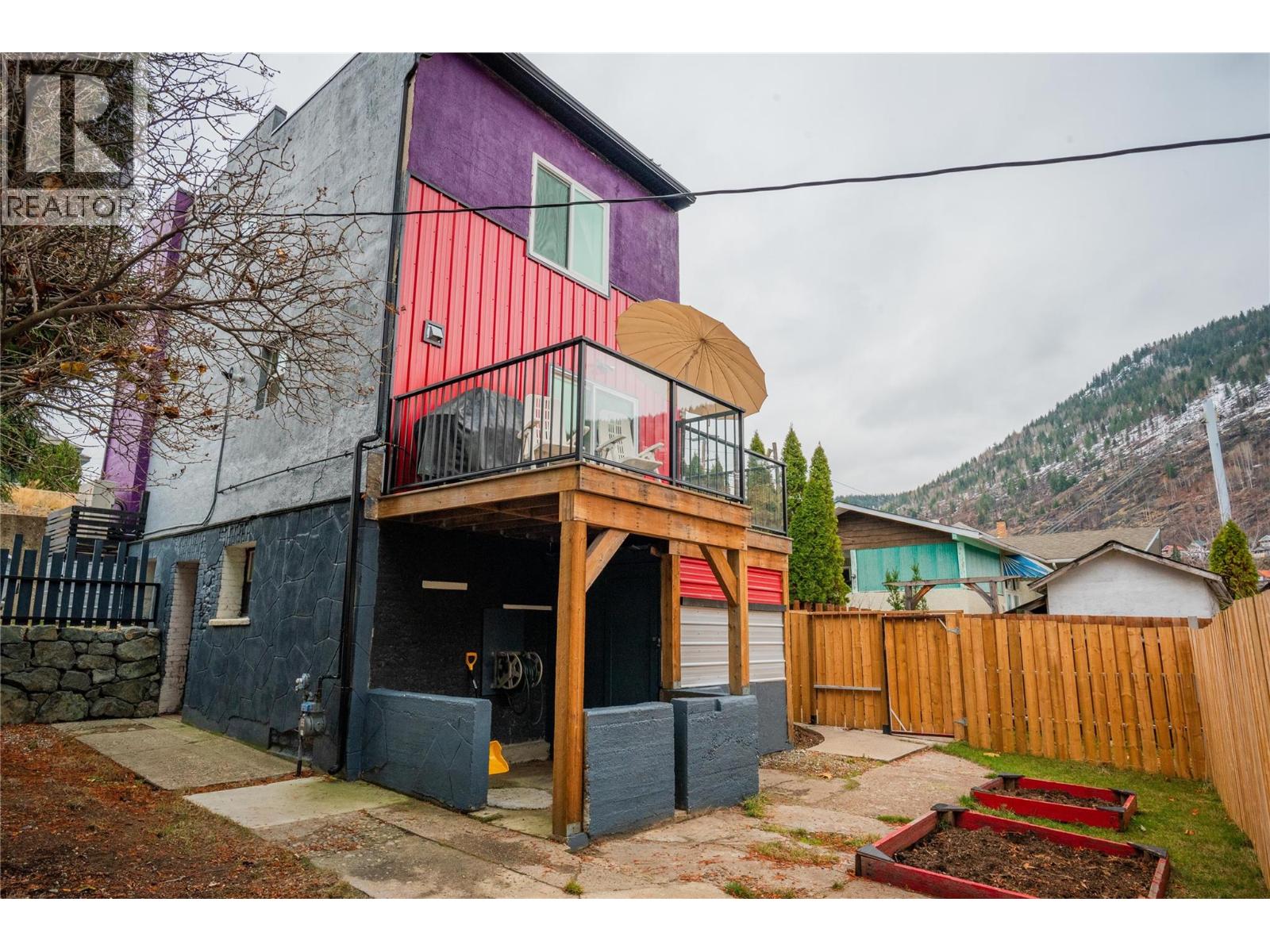 1662 Columbia Avenue - 27