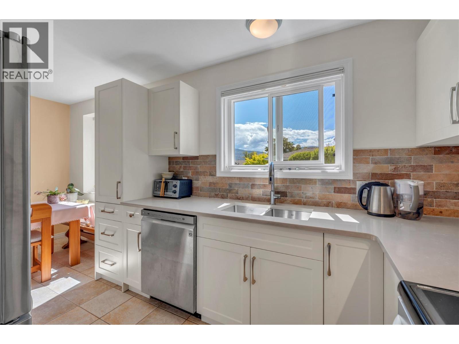 64 Kingfisher Drive, Penticton