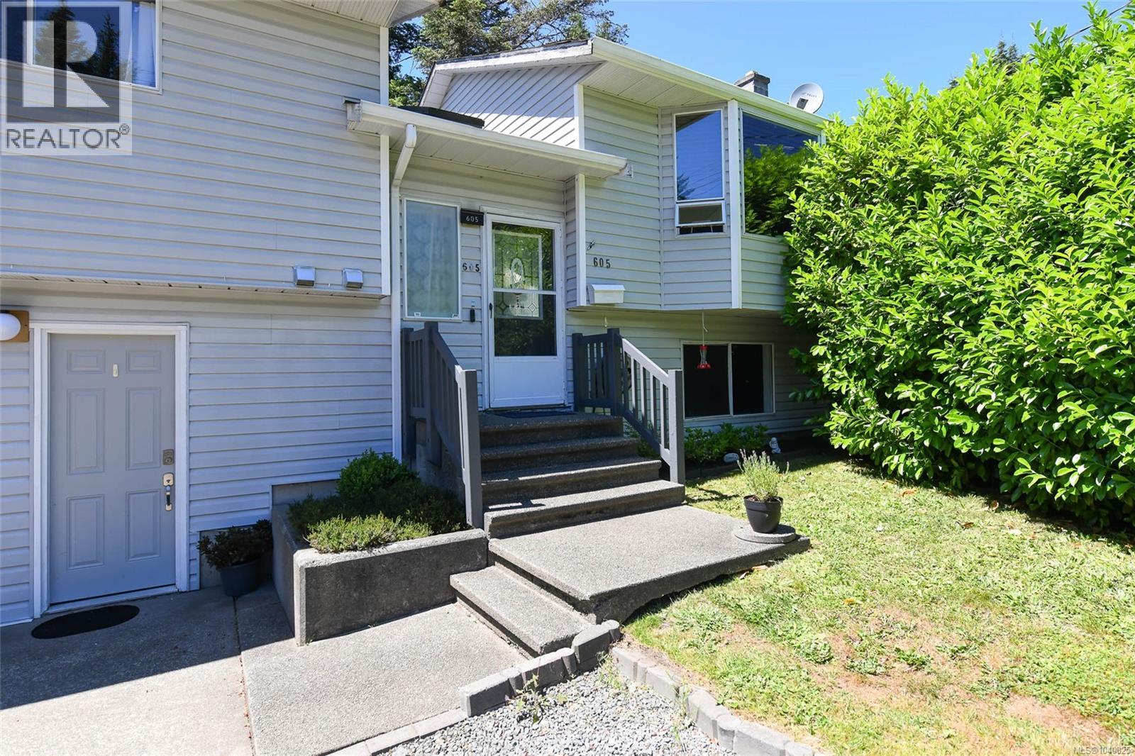 605 Pritchard Rd - 3
