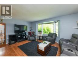 Living room - 605 Pritchard Rd, Comox, BC V9M3J1 Photo 9