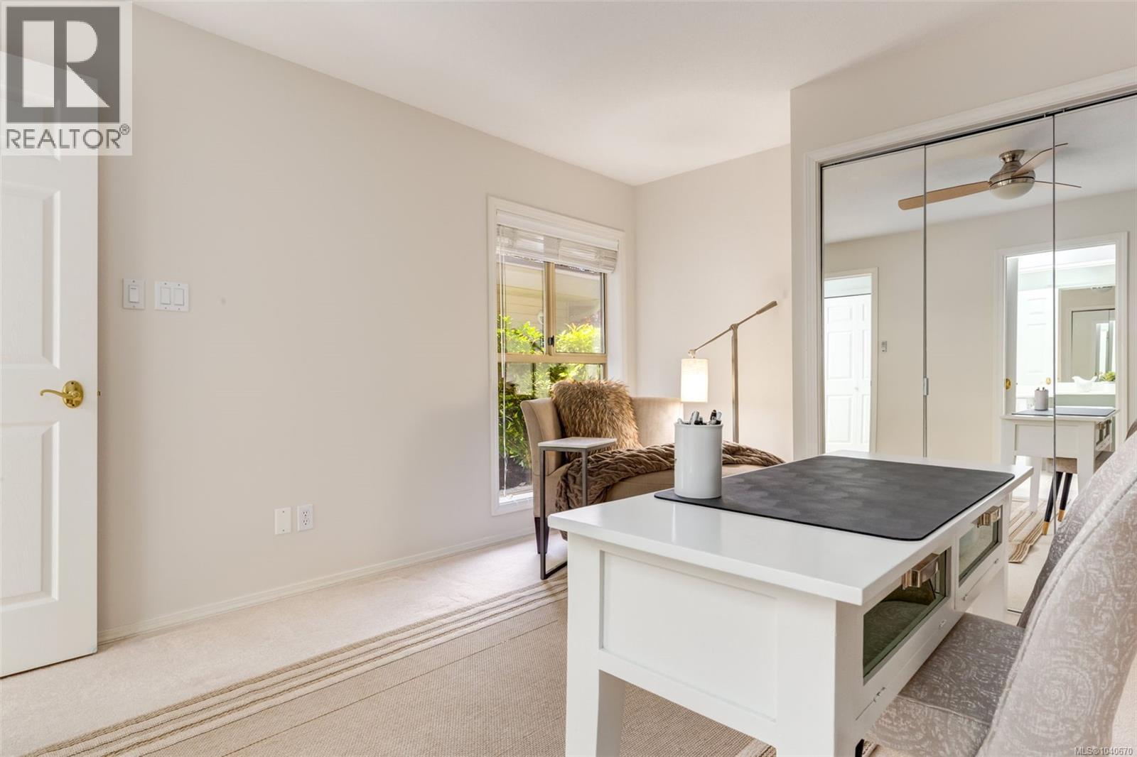 816 Lakes Blvd - 39
