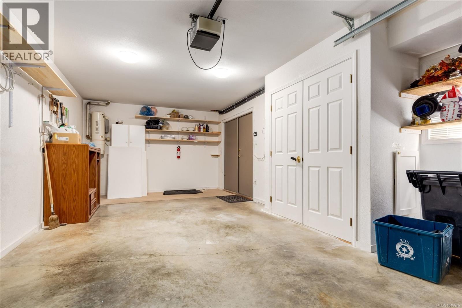 816 Lakes Blvd - 48