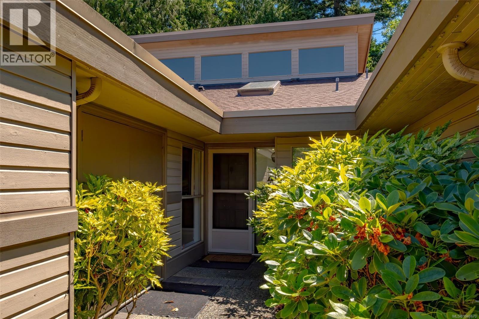 816 Lakes Blvd - 54