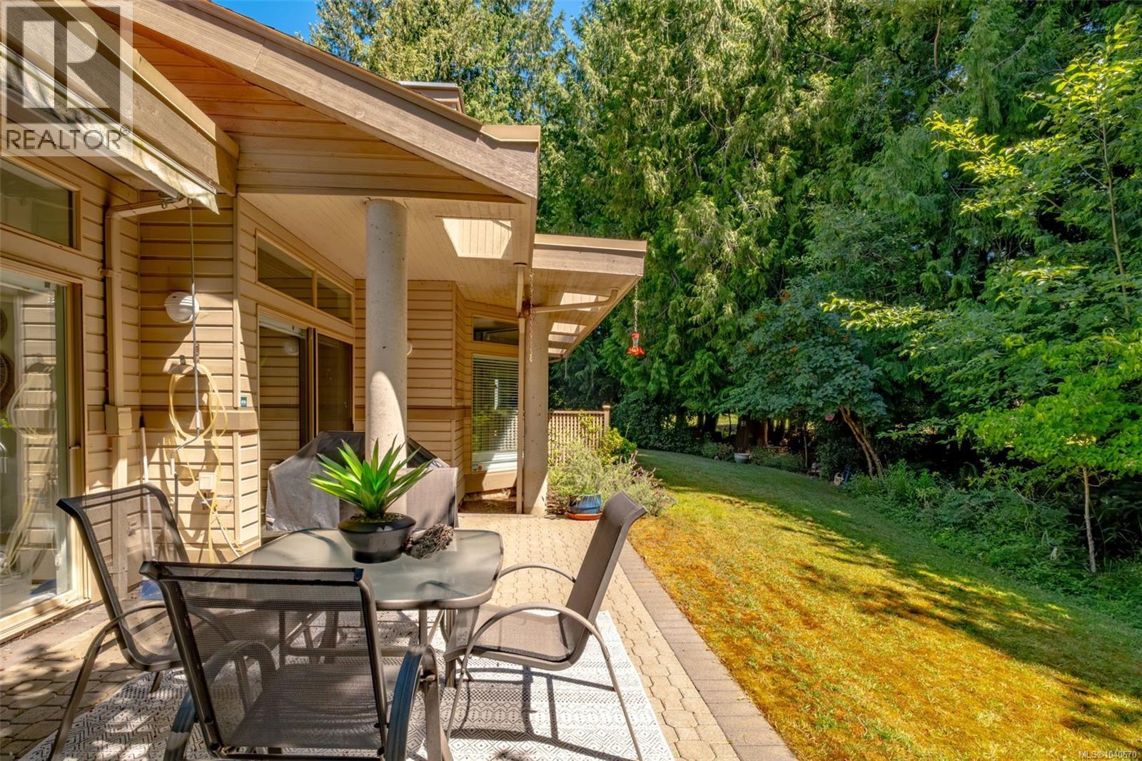 816 Lakes Blvd - 65