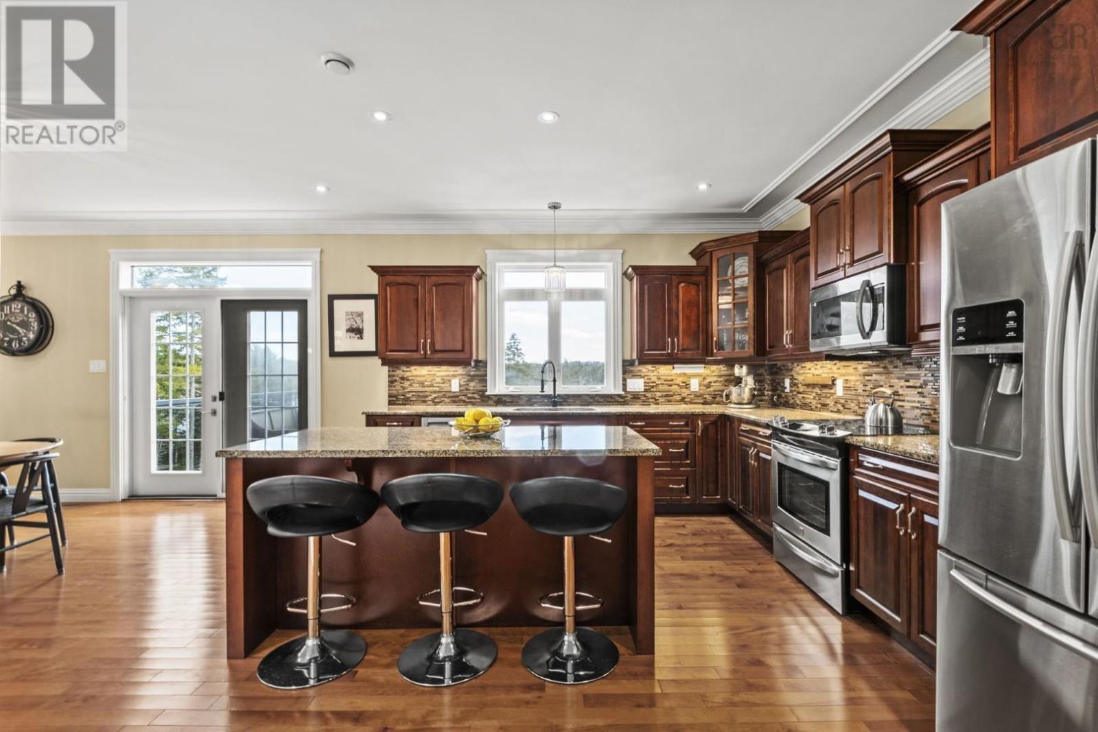 172 Voyageur Way - 18