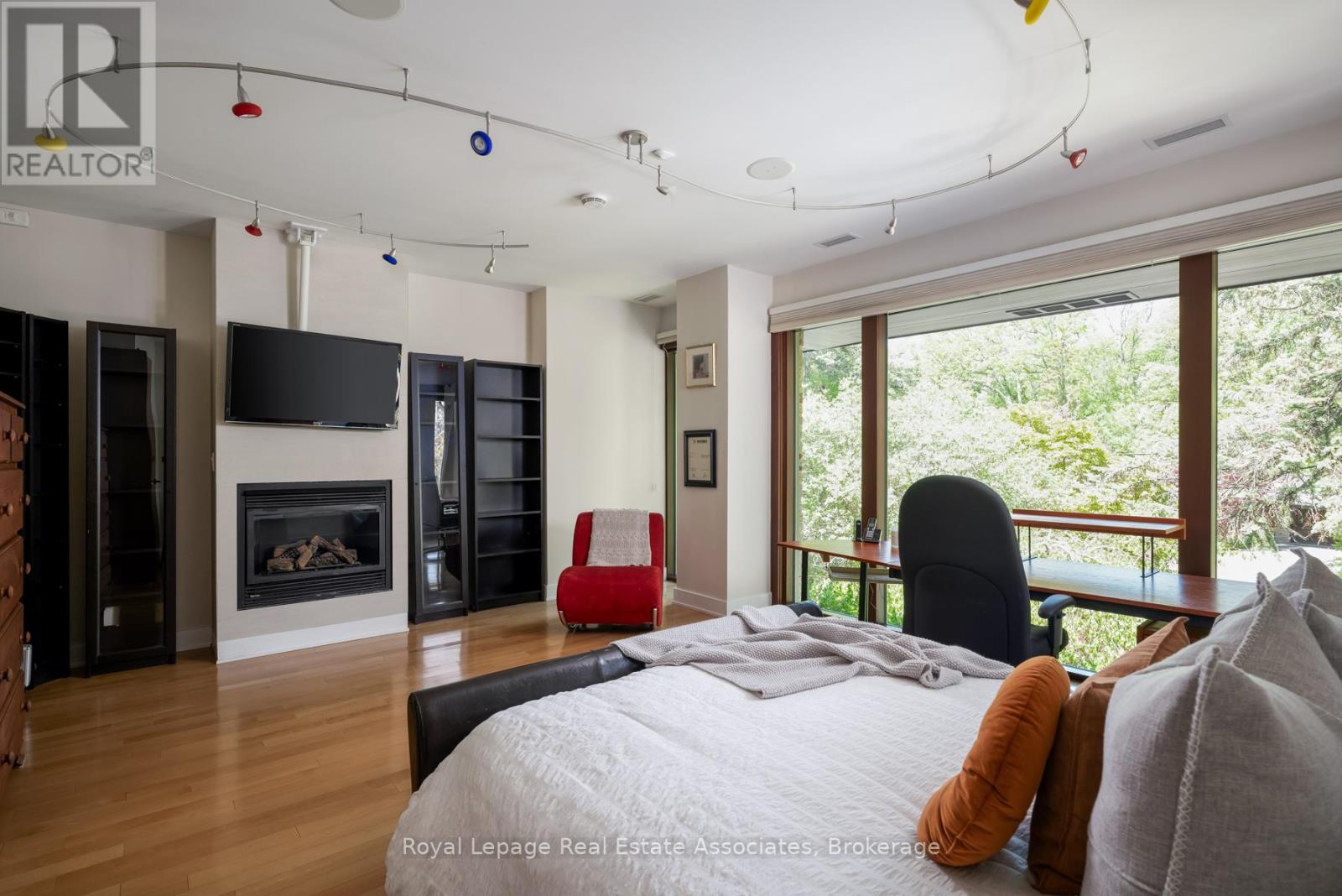 1510 PINETREE CRESCENT - Image 34