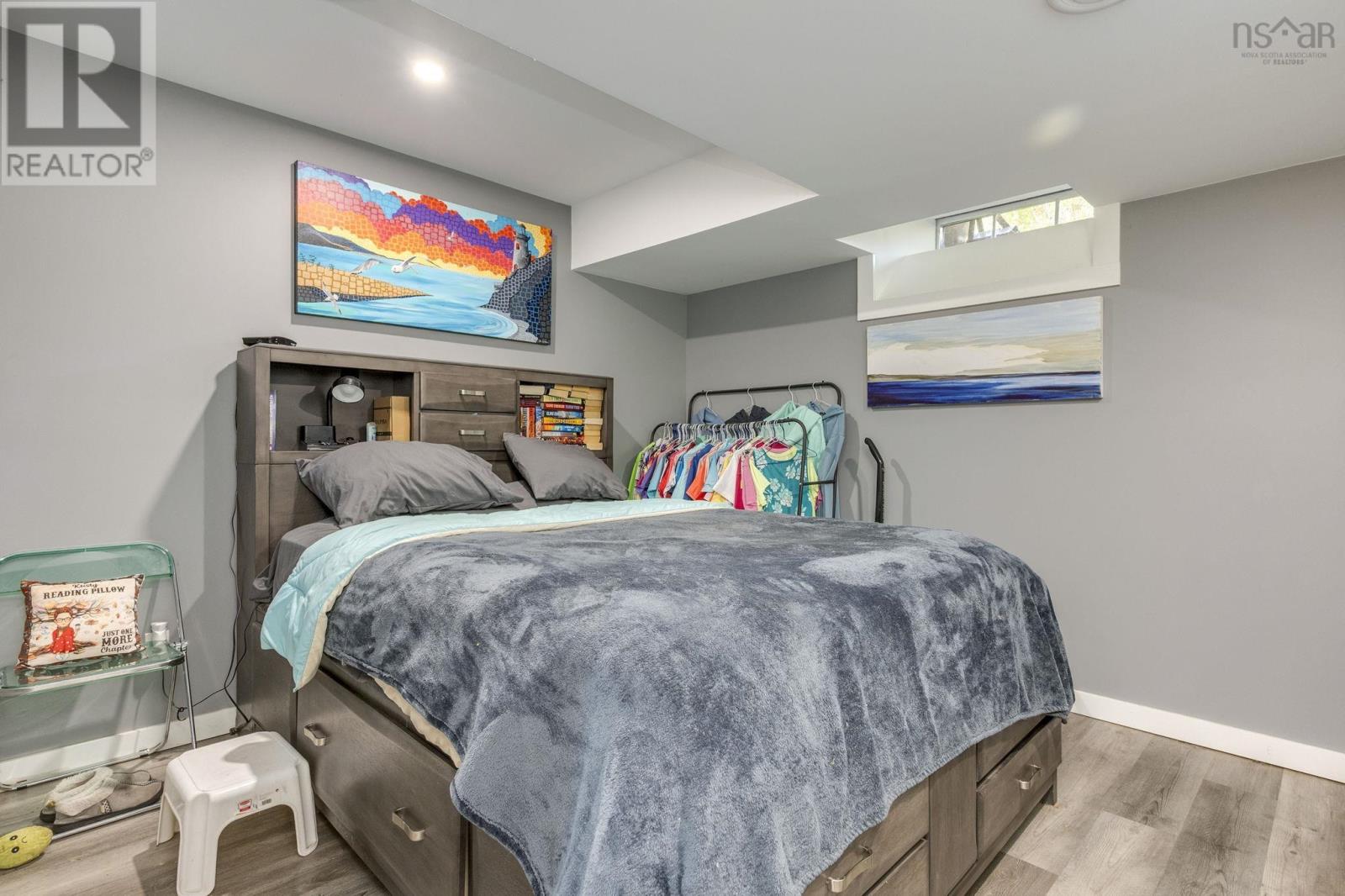 40 Pleasant Street - 37