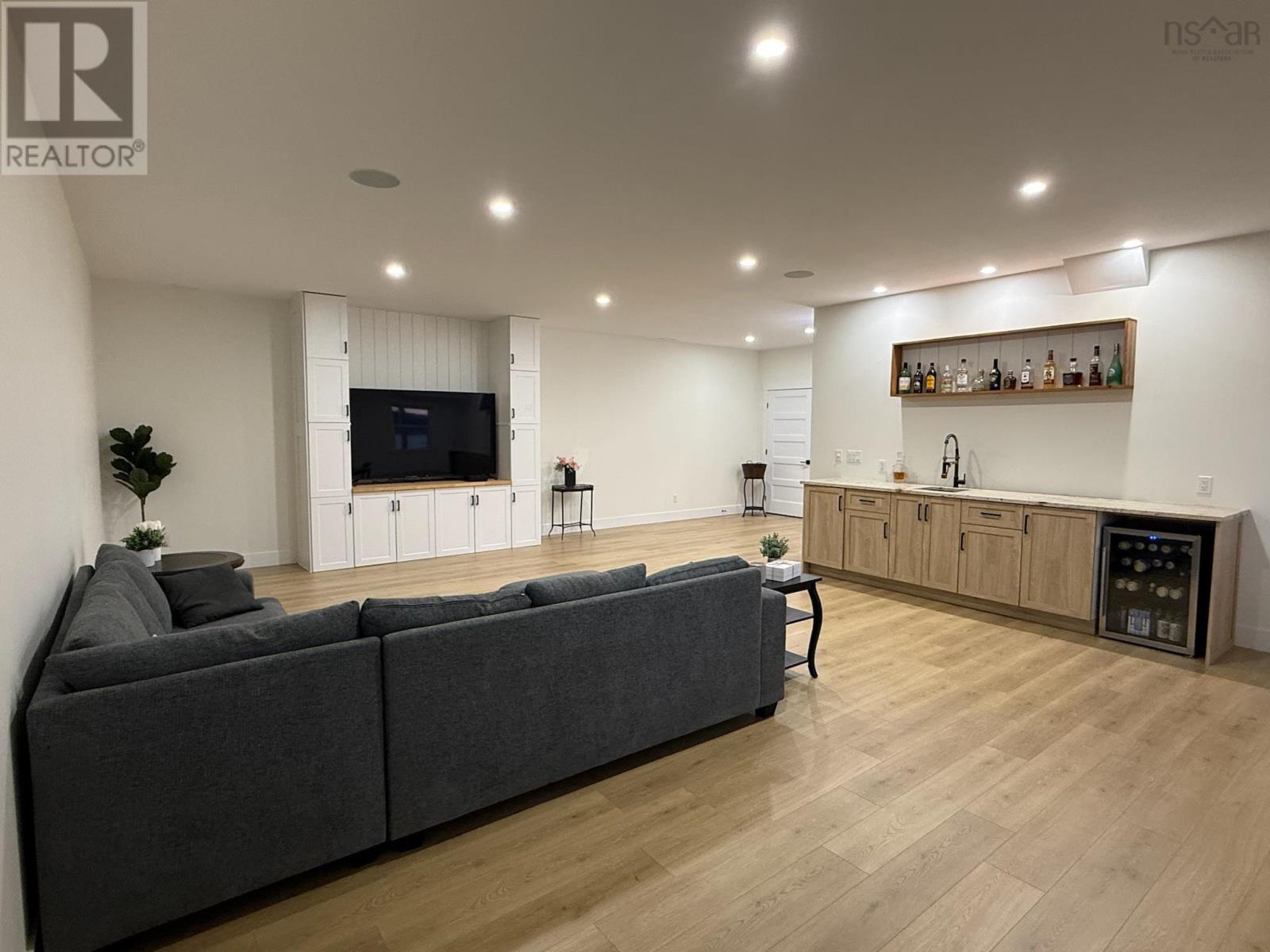 123 Candy Mountain Road - 24
