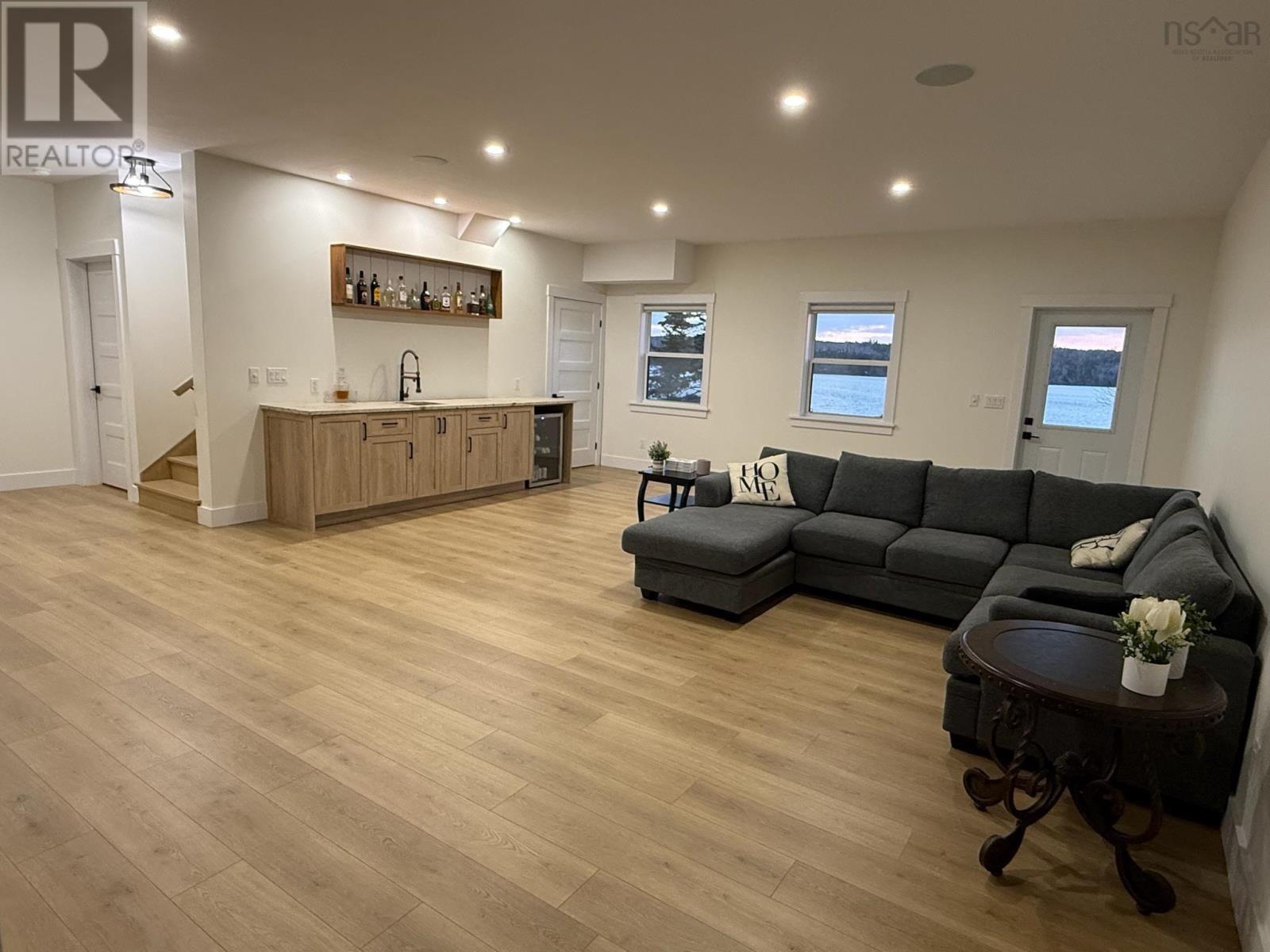 123 Candy Mountain Road - 23