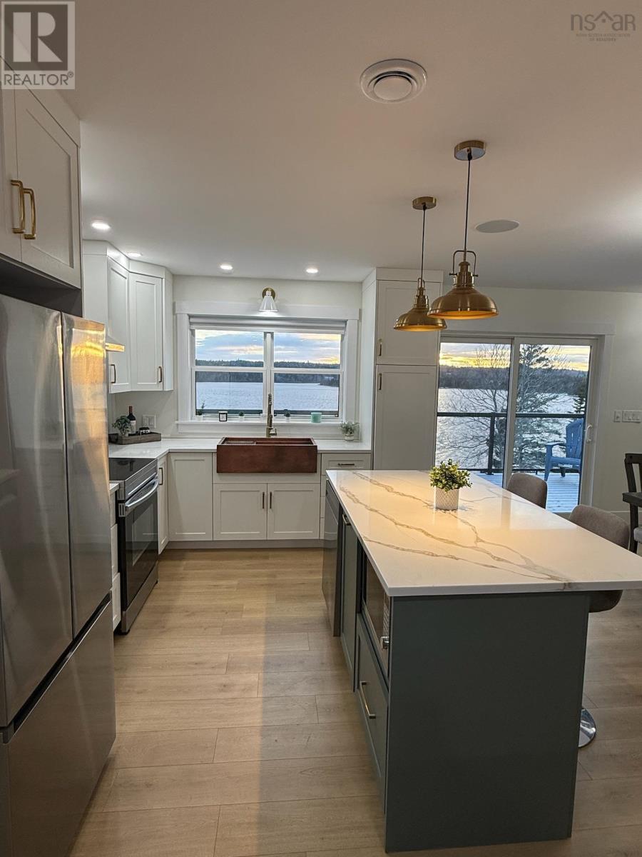 123 Candy Mountain Road - 7