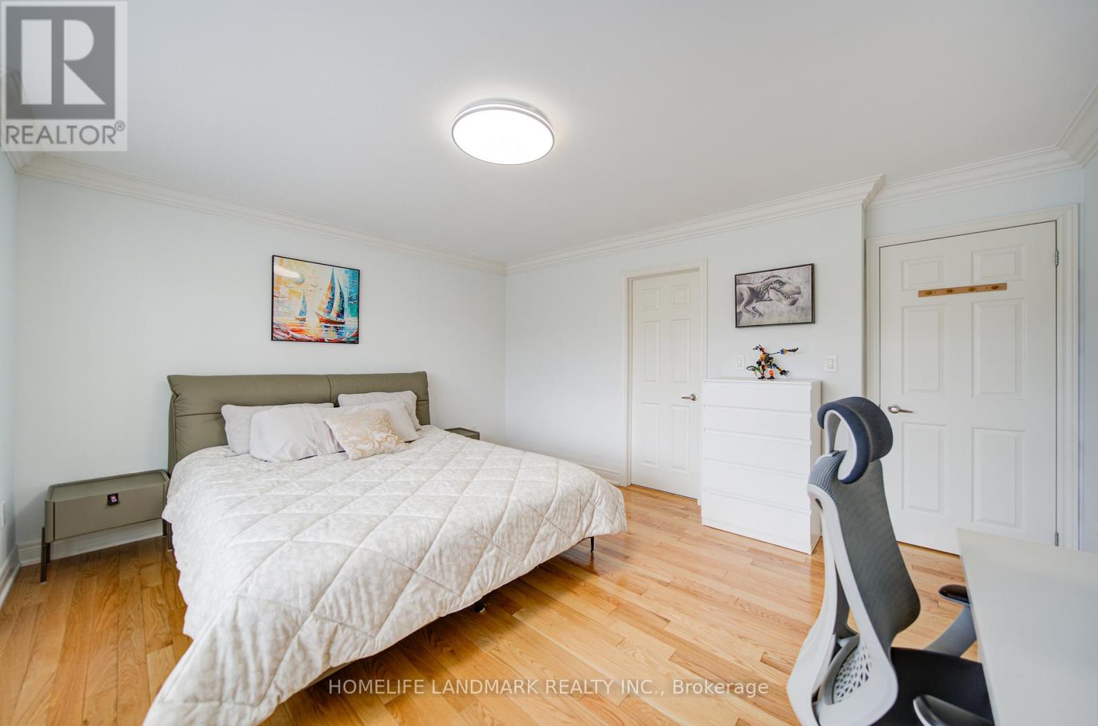 2323 AWENDA DRIVE - 31