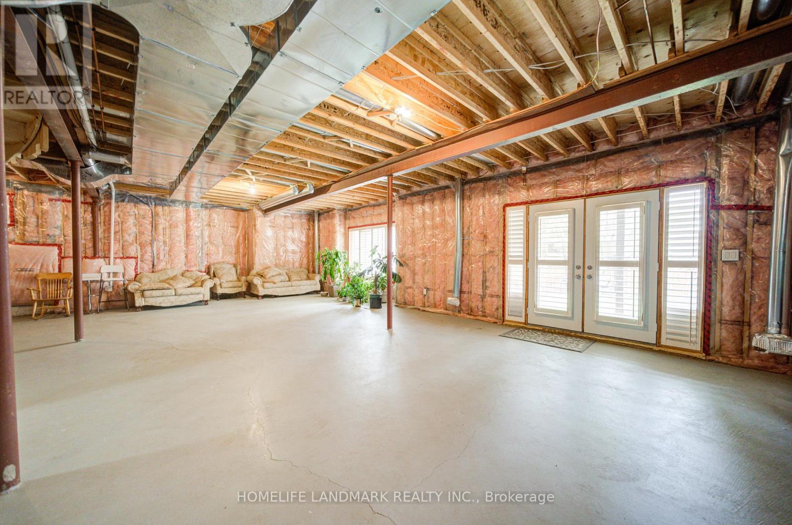 2323 AWENDA DRIVE - 44