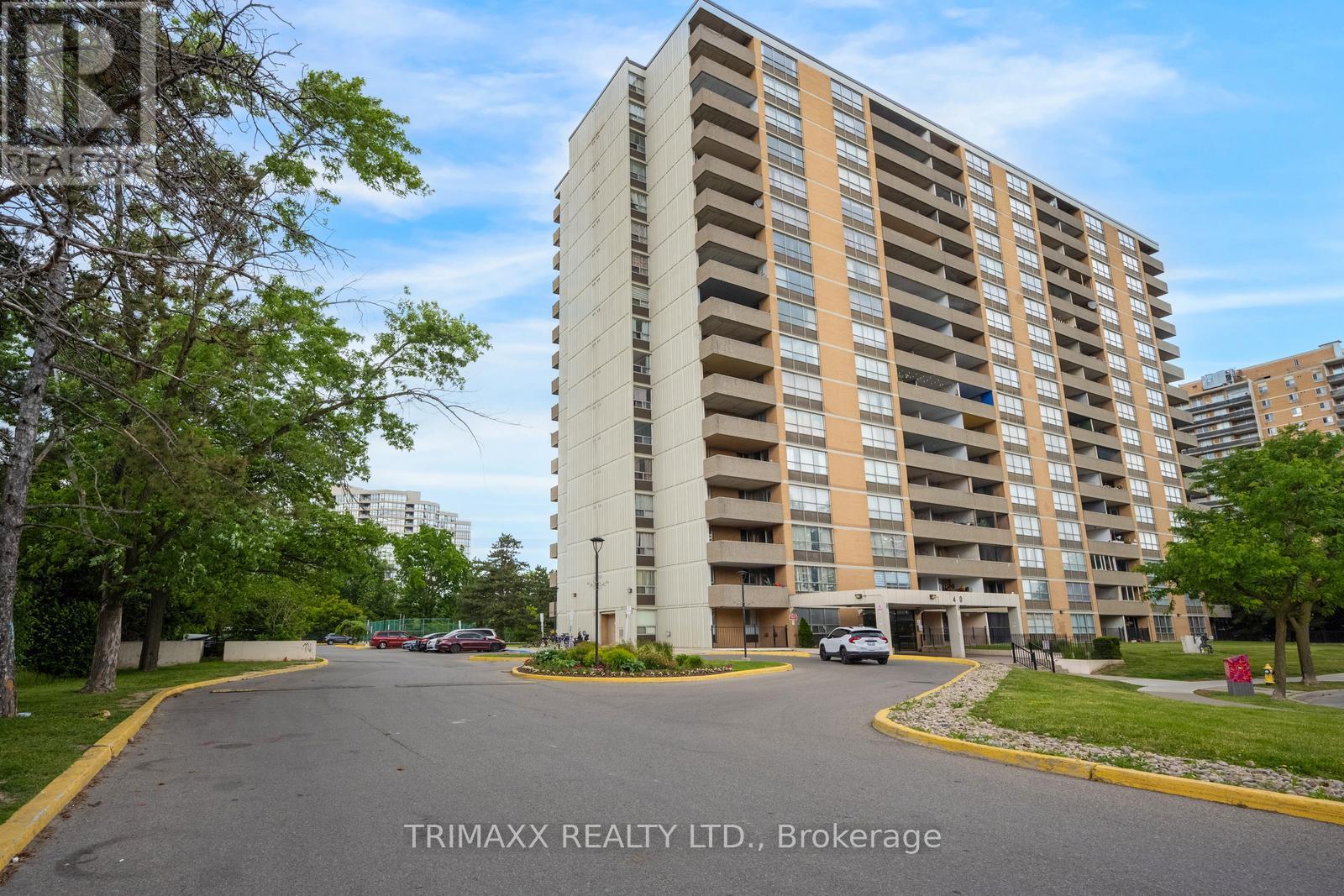 #404 40 PANORAMA COURT - 1