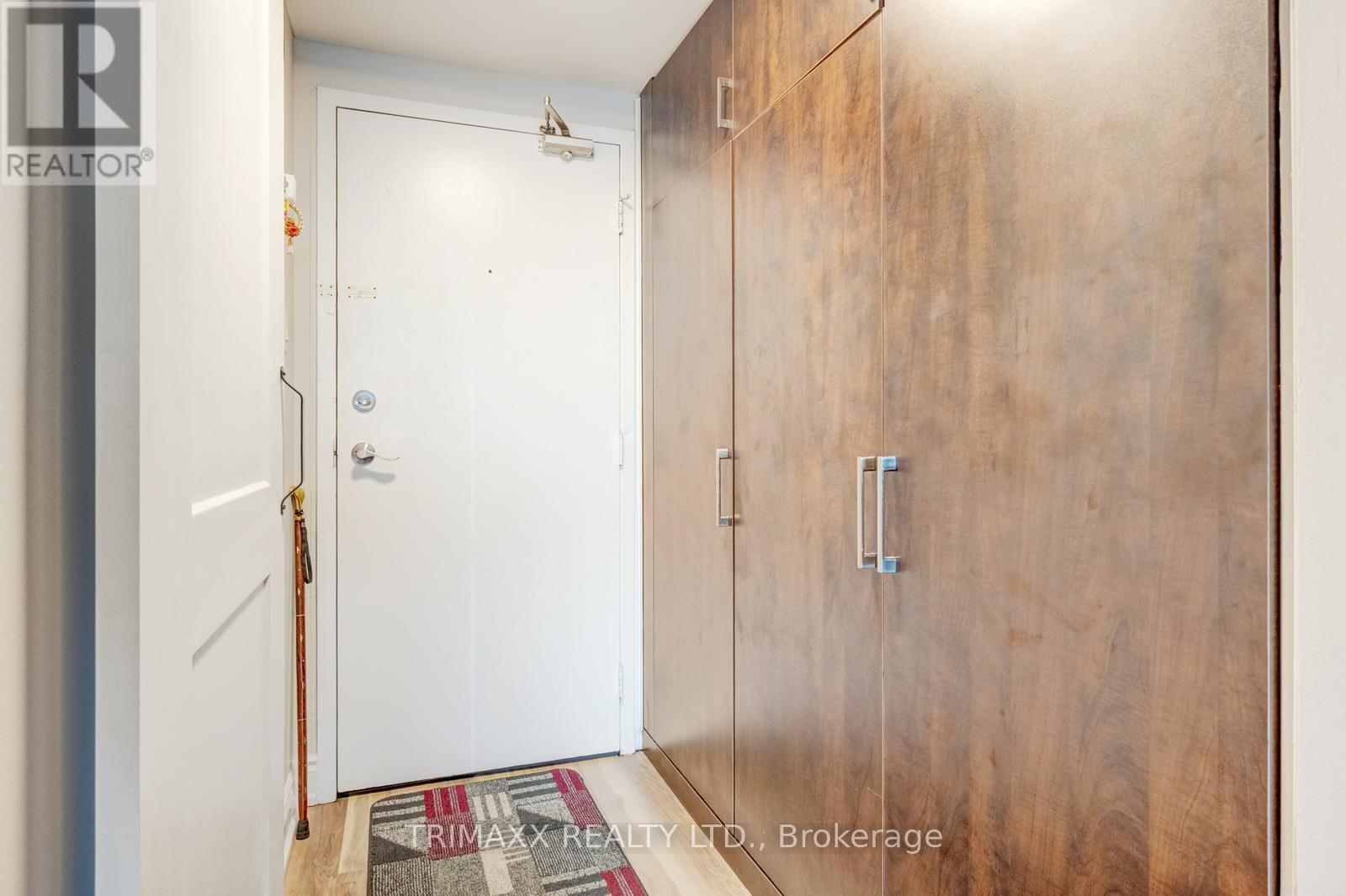 #404 40 PANORAMA COURT - 12