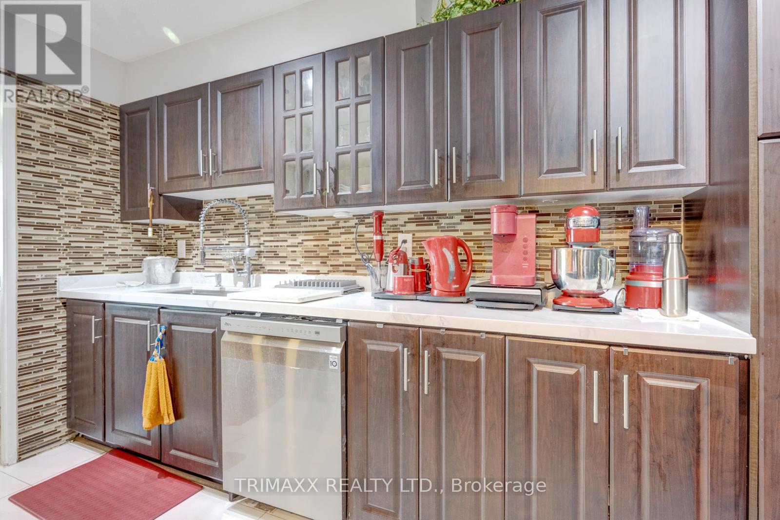 #404 40 PANORAMA COURT - 28