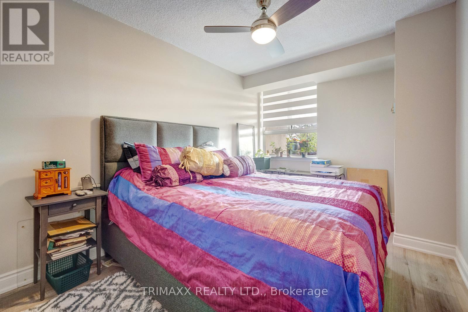 #404 40 PANORAMA COURT - 38