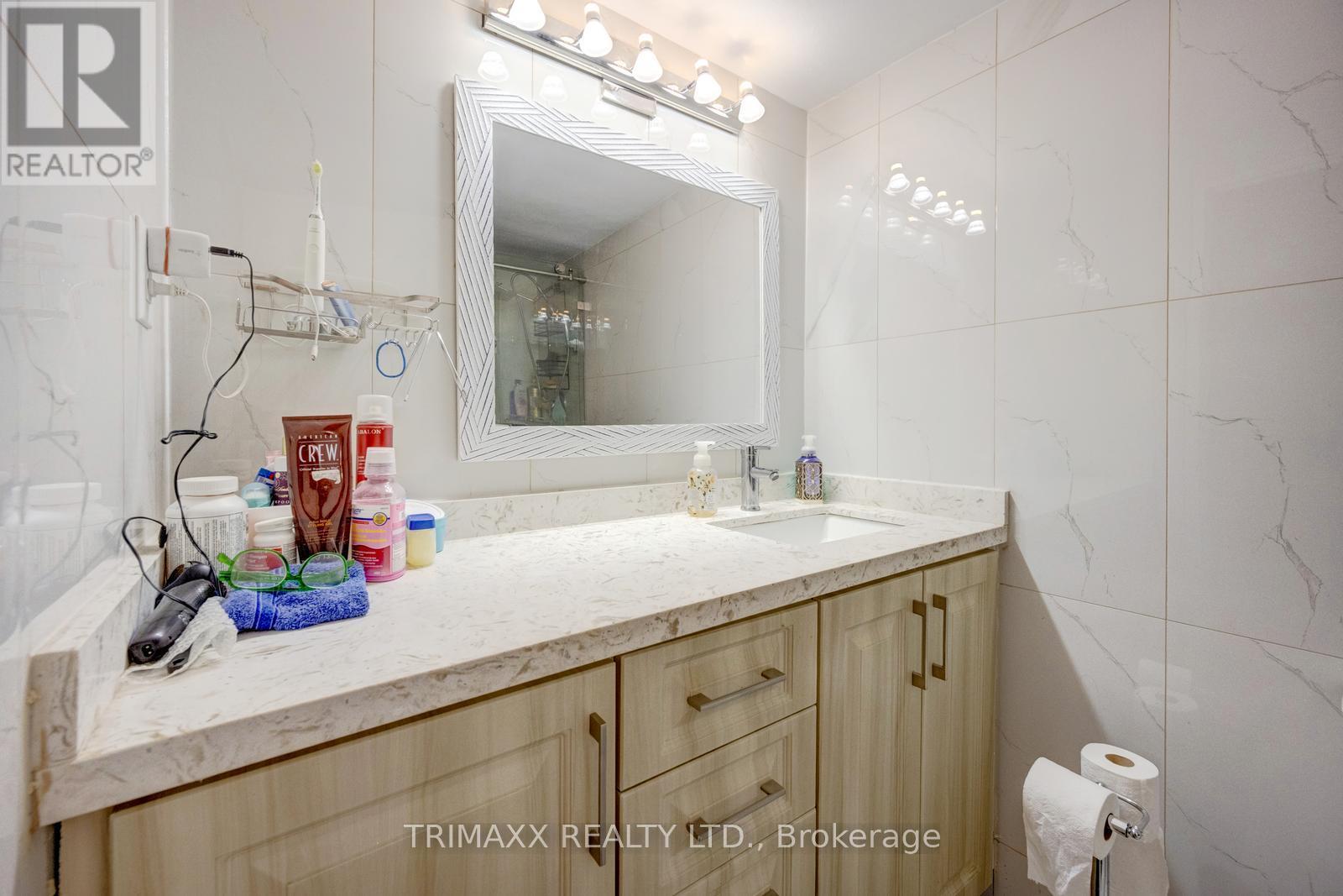 #404 40 PANORAMA COURT - 40