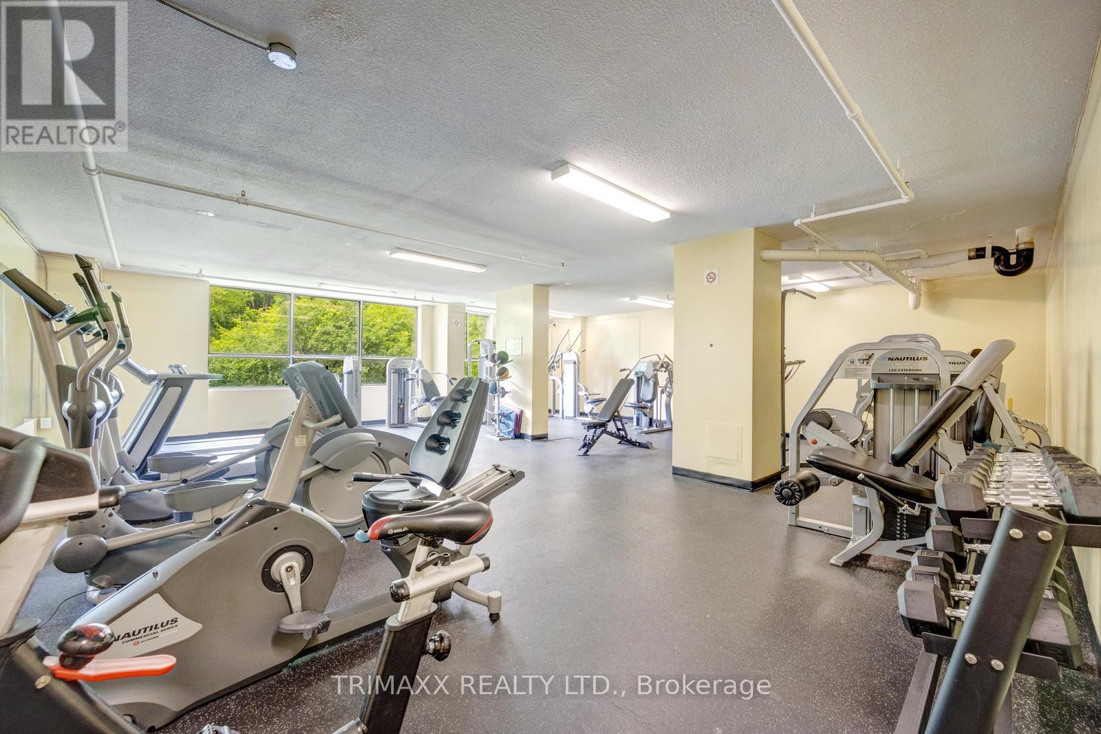 #404 40 PANORAMA COURT - 44