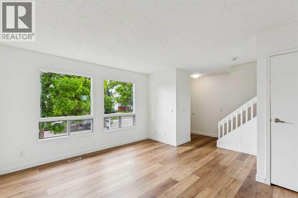 New Floors and Paint throughout