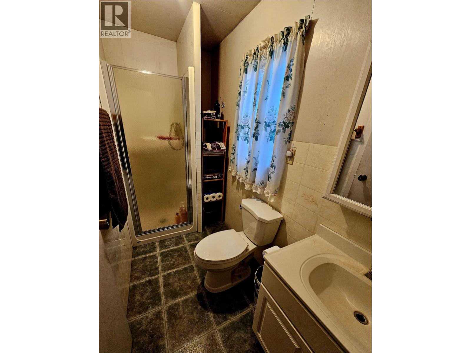 937 MACKENZIE HIGHWAY - 18