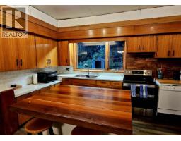 937 Mackenzie Highway, Bella Coola, BC V0T1C0 Photo 14