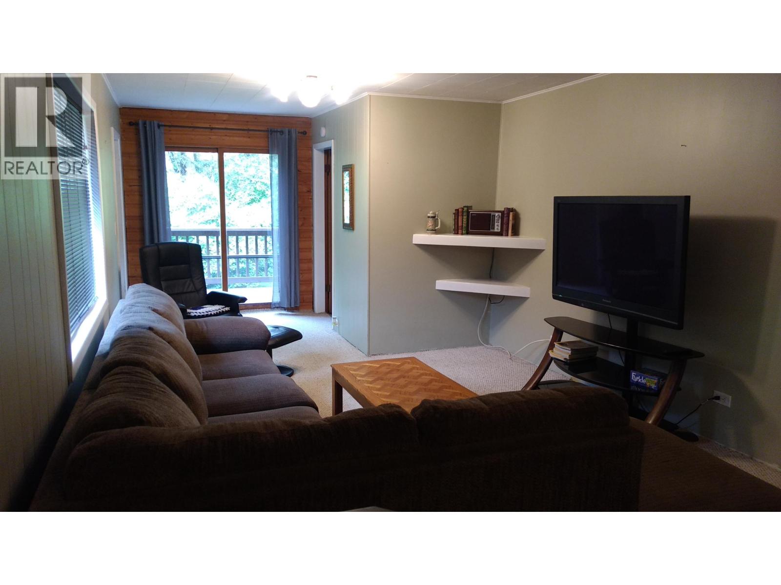 937 MACKENZIE HIGHWAY - 26