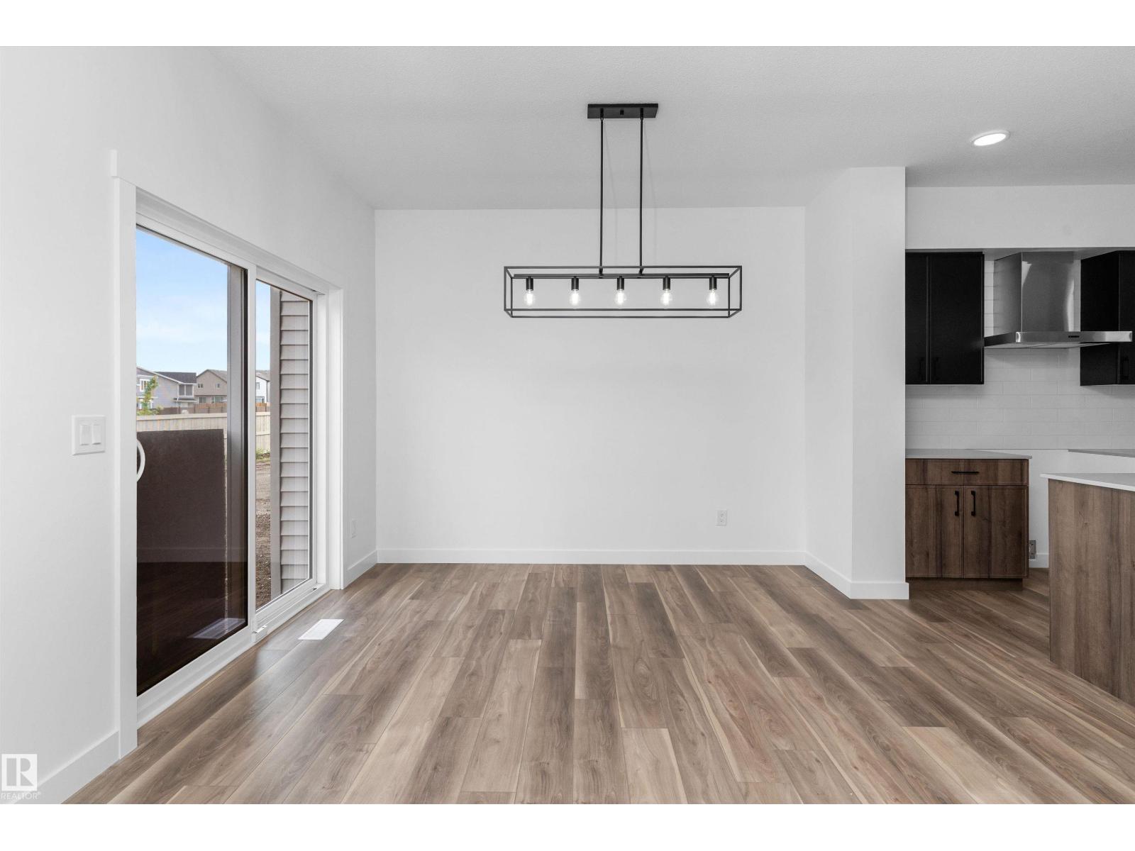 1050 CRISTALL CR SW - 13