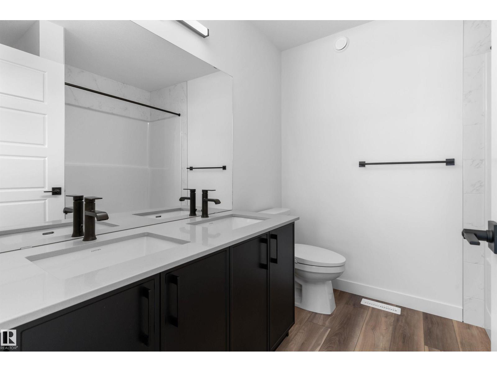 1050 CRISTALL CR SW - 23